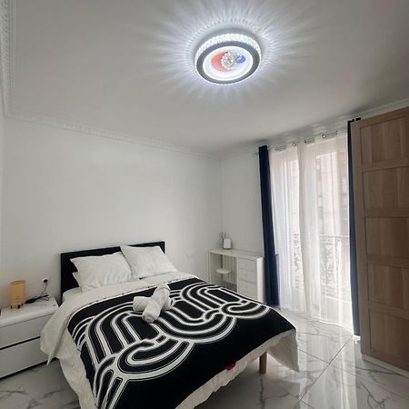 Superbe Appartement Renove Au Coeur De La Capitale Paris Exterior foto