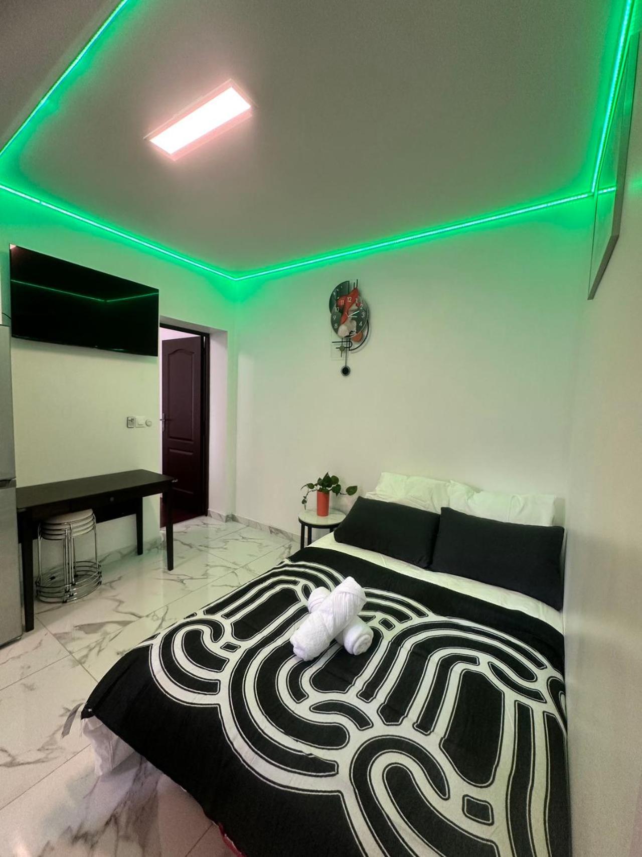 Superbe Appartement Renove Au Coeur De La Capitale Paris Exterior foto